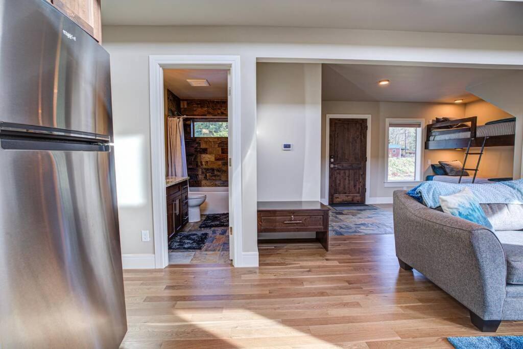 Newly Built Modern Chalet Duplex - 2 Mount Hood Village Extérieur photo