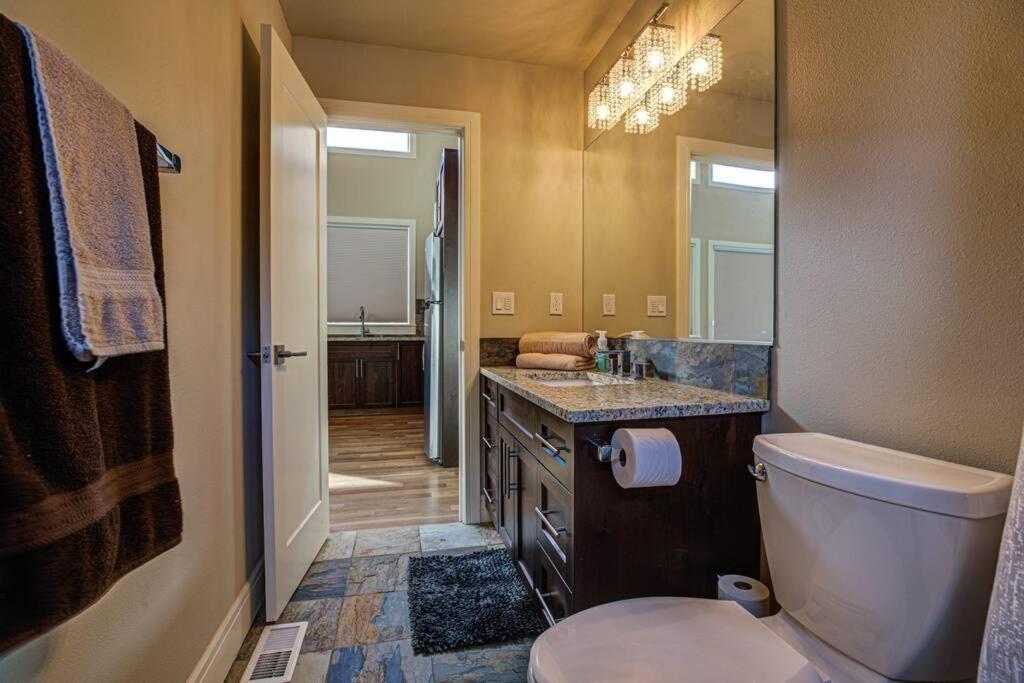 Newly Built Modern Chalet Duplex - 2 Mount Hood Village Extérieur photo