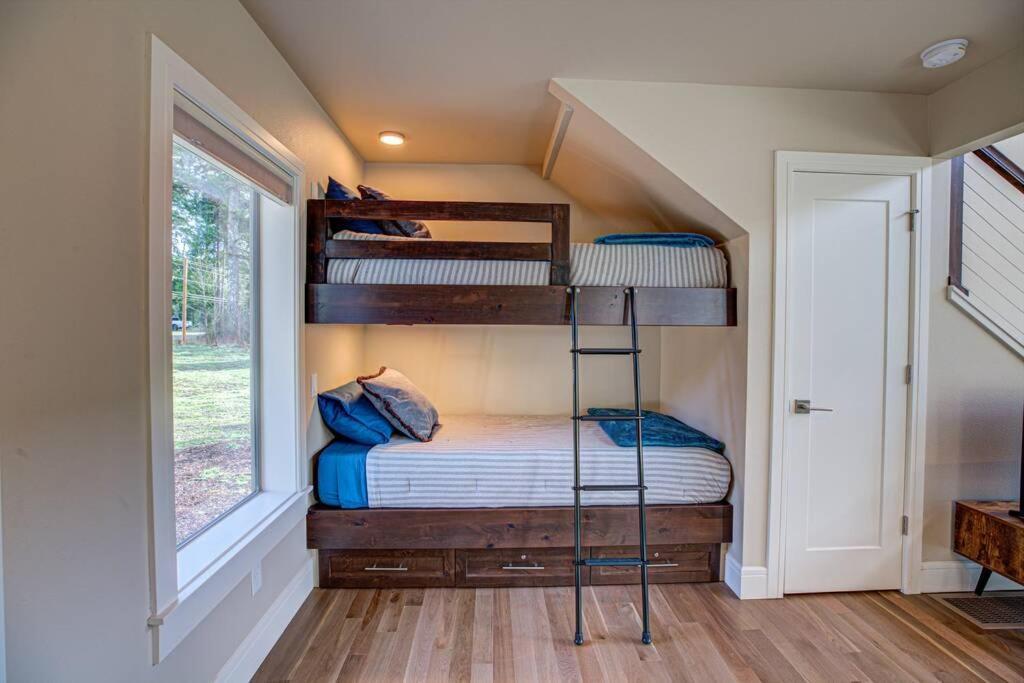 Newly Built Modern Chalet Duplex - 2 Mount Hood Village Extérieur photo